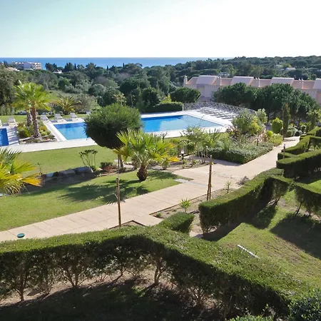 Resort Pinheiros Da Balaia 4*