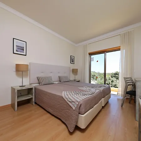 Pinheiros Da Balaia Resort 4*