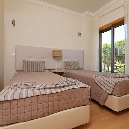 Pinheiros Da Balaia Resort