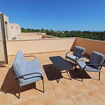 Pinheiros Da Balaia Resort