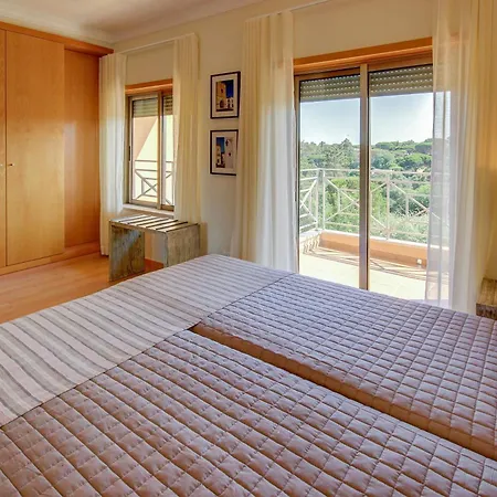 Pinheiros Da Balaia Resort