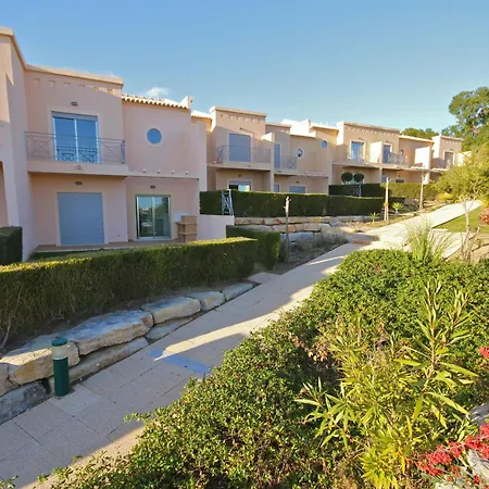 Üdülőközpont Pinheiros Da Balaia Albufeira