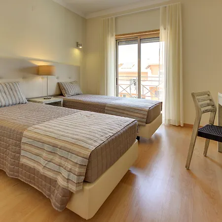 Pinheiros Da Balaia Üdülőközpont Albufeira