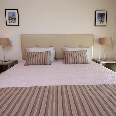 Pinheiros Da Balaia 4* Αλμπουφέιρα