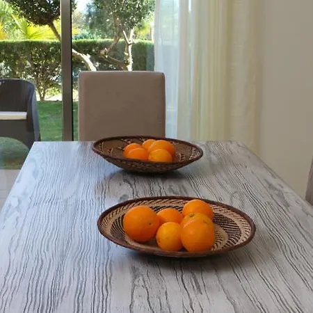 ピンヘイロス ダ バライア ヴィラズ アルブフェイラ