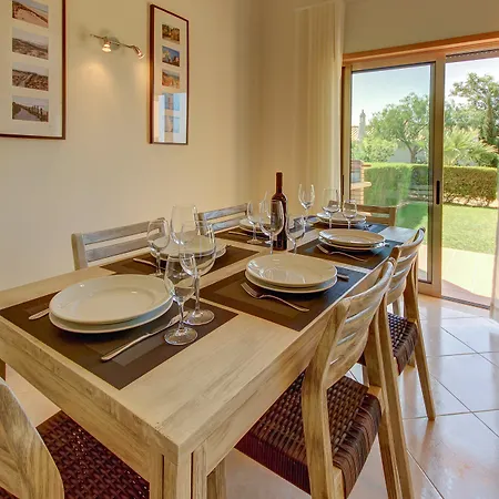 ピンヘイロス ダ バライア ヴィラズ