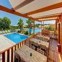 Resort Pinheiros Da Balaia 4*