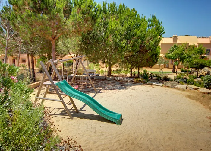 Pinheiros Da Balaia Resort 4*