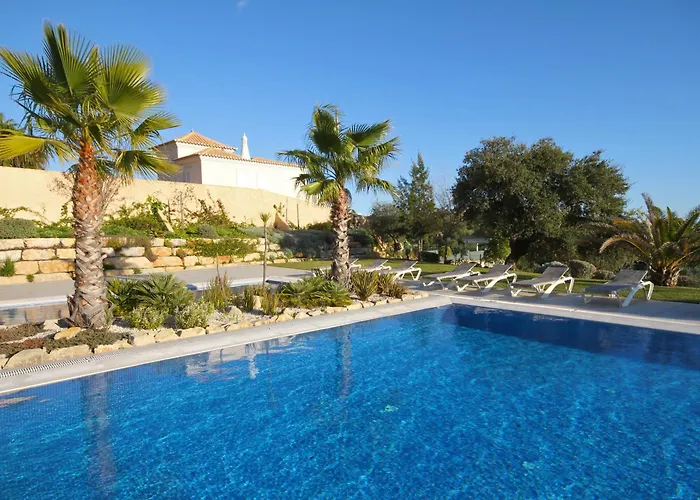 Feriested Pinheiros Da Balaia 4*