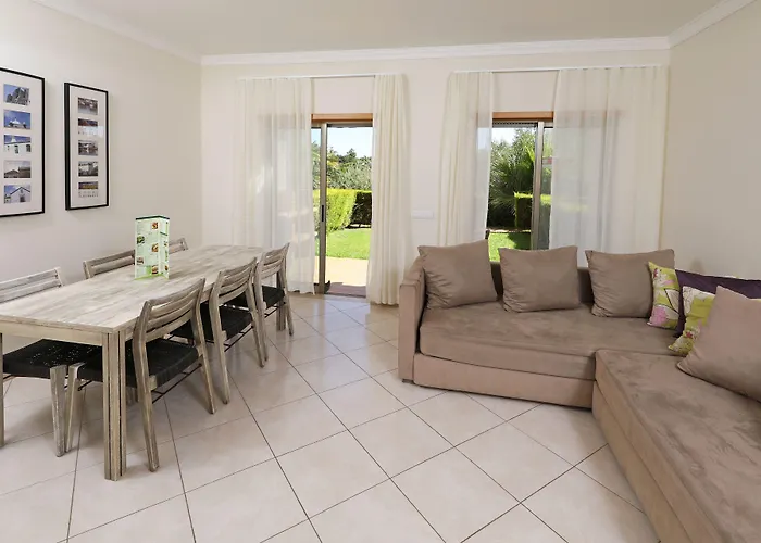 Resort Pinheiros Da Balaia 4*