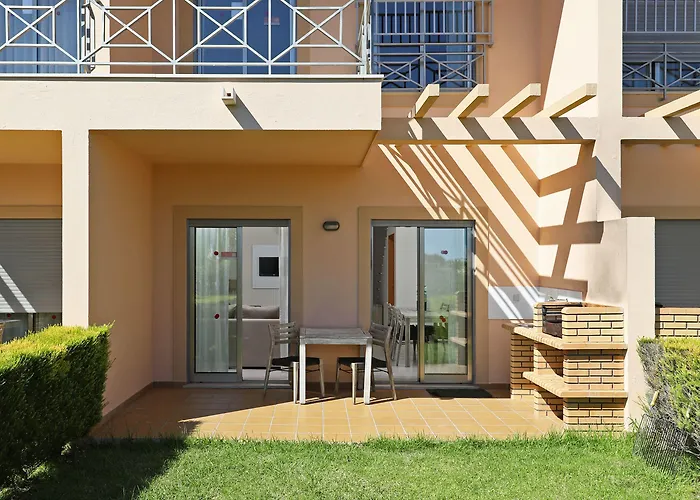 Pinheiros Da Balaia Resort