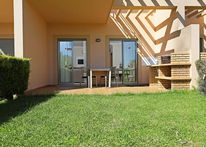 Resort Pinheiros Da Balaia 4*